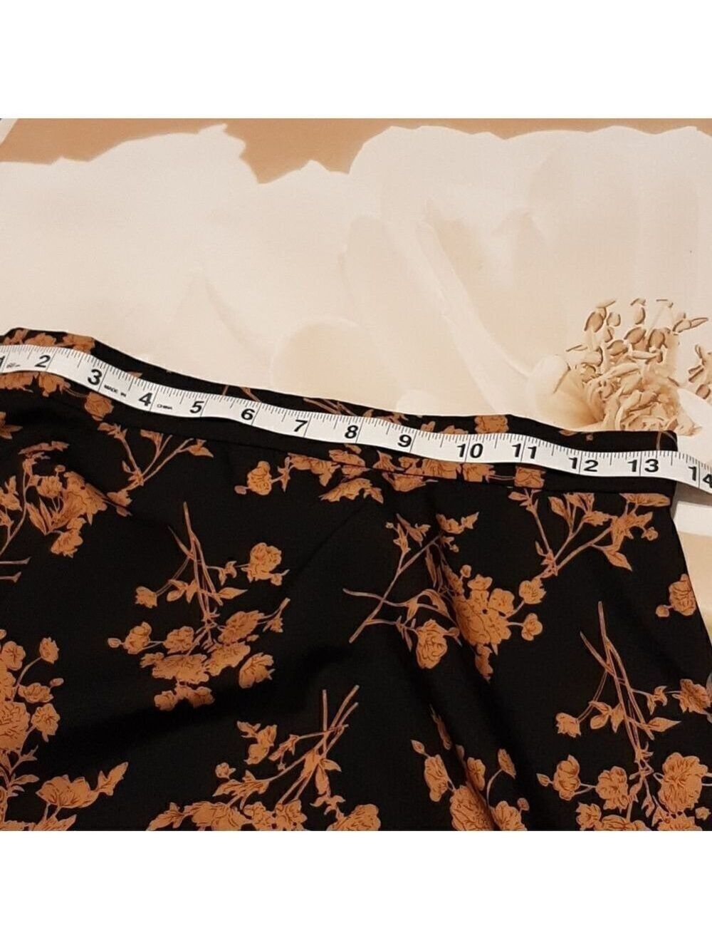 Casual Women Floral Print With Front Slip Skirt NWOT Size S - Picture 10 of 13